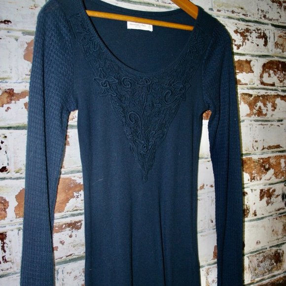 Abercrombie & Fitch Tops - Abercrombie & Fitch Slim Fit Crochet Lace Yoke Detail Thermal Blouse